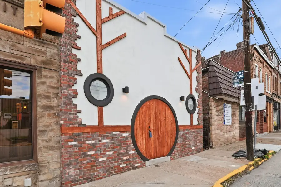 2016 Monongahela Avenue, Pittsburgh, PA 15218 - #3