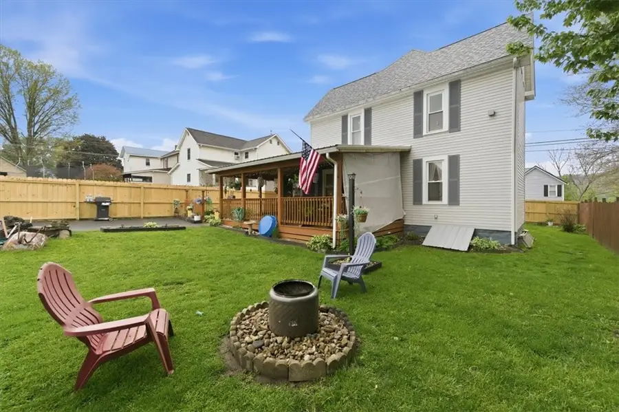 142 Main St, Ford City, PA 16226 - #3