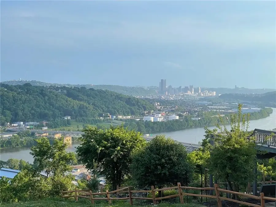 758 Parkview Drive, Pittsburgh, PA 15215 - #3