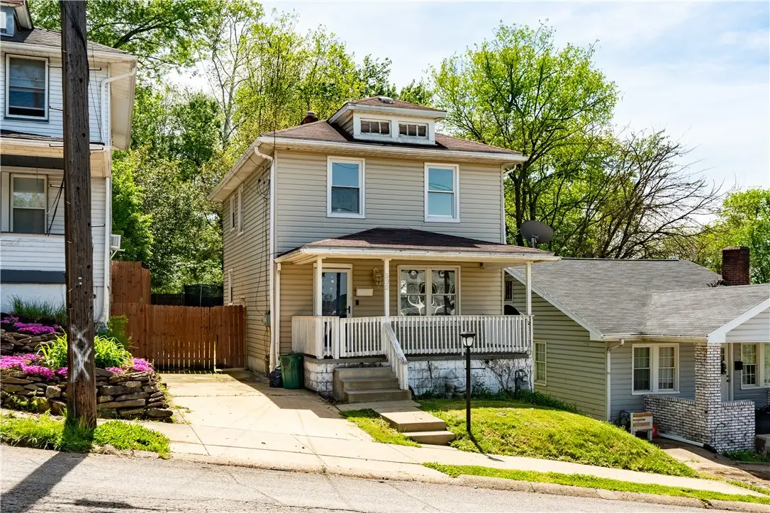 530 Holmes Ave, Baden, PA 15005 - #1