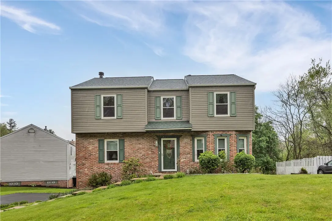 156 Dinwiddie Dr, New Kensington, PA 15068 - #1