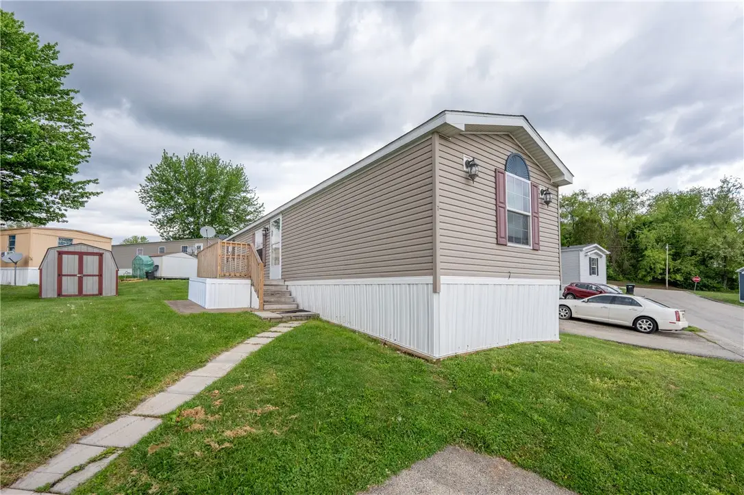 7 Theta Dr, Greensburg, PA 15601 - #1