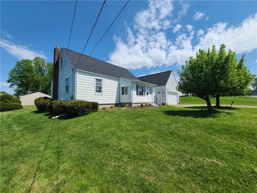 819 Allegheny Ave, New Castle, PA 16101 - #3