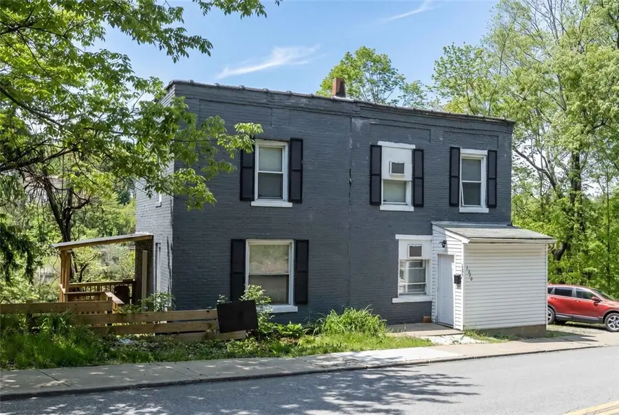 1320 Pioneer Ave, Pittsburgh, PA 15226 - #2