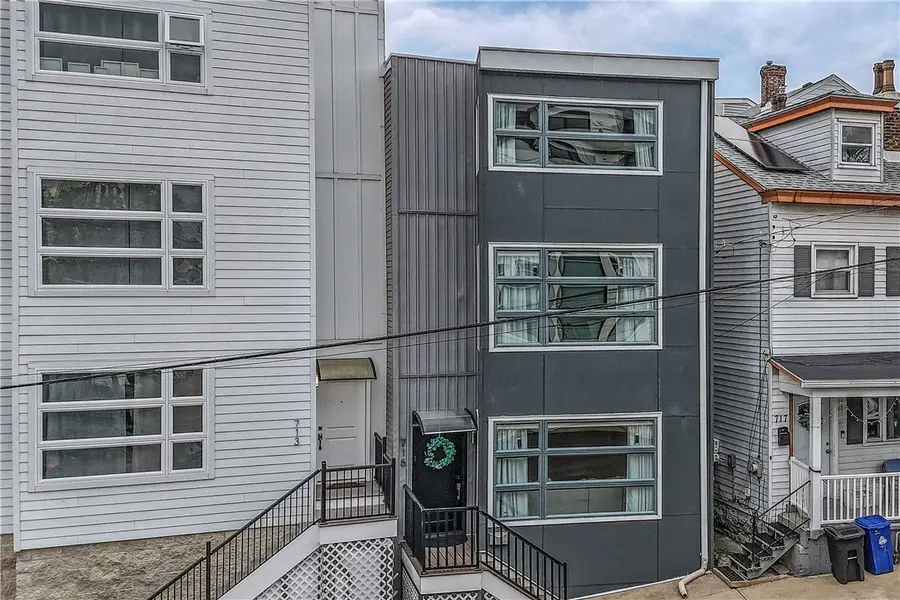715 52nd St, Pittsburgh, PA 15201 - #2