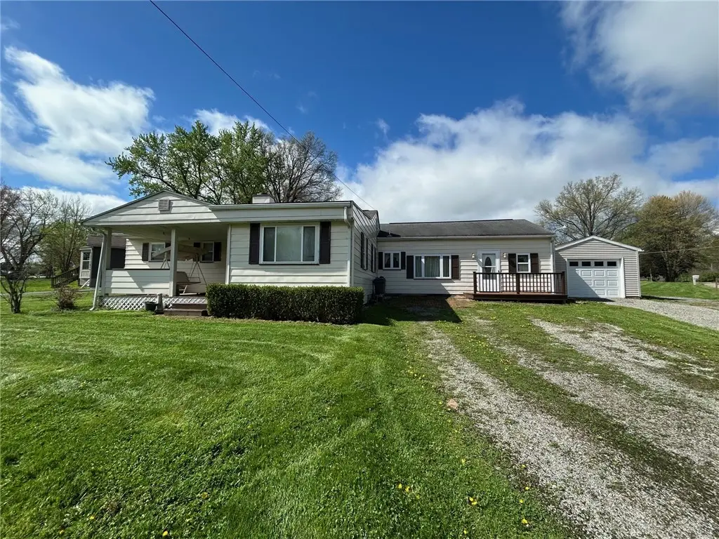 409 Avalon Dr, New Castle, PA 16101 - #1