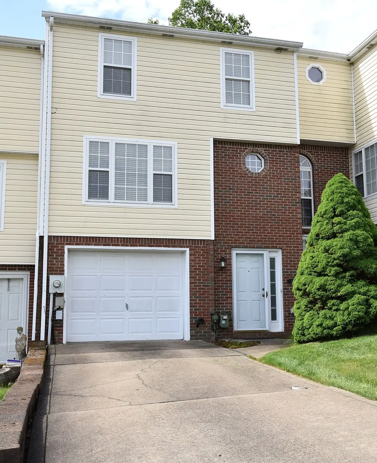 10 Fairway Drive, Delmont, PA 15626 - #1