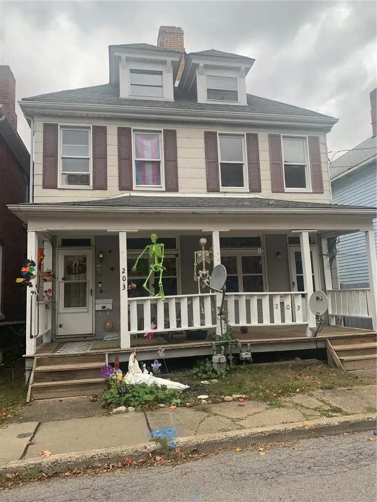 203-205 Maple Street, Kittanning, PA 16201 - #1