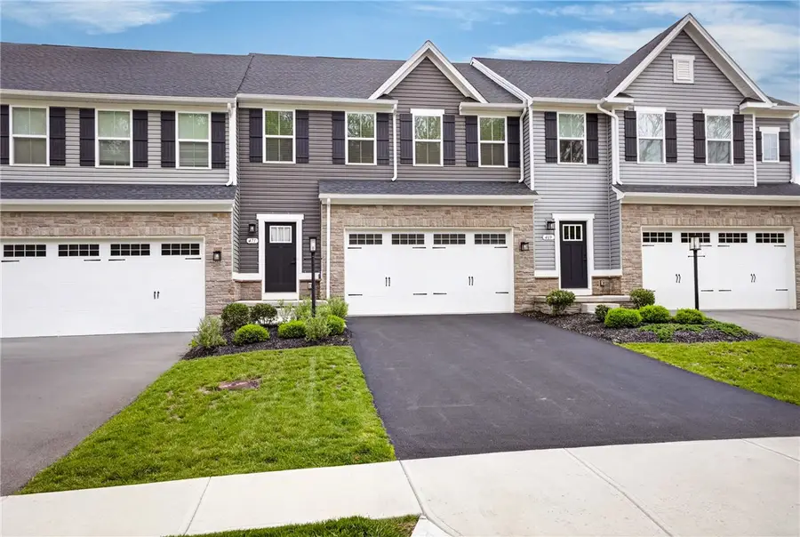 471 Dogwood Ln, Cecil, PA 15057 - #2