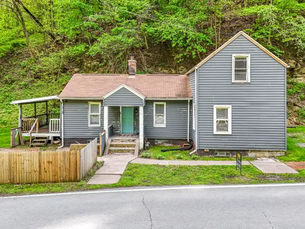 231 Coal Valley Rd, Jefferson Hills, PA 15025