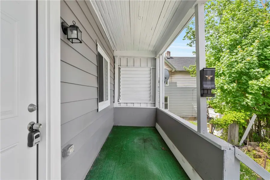 916 Sarah St, Homestead, PA 15120 - #3
