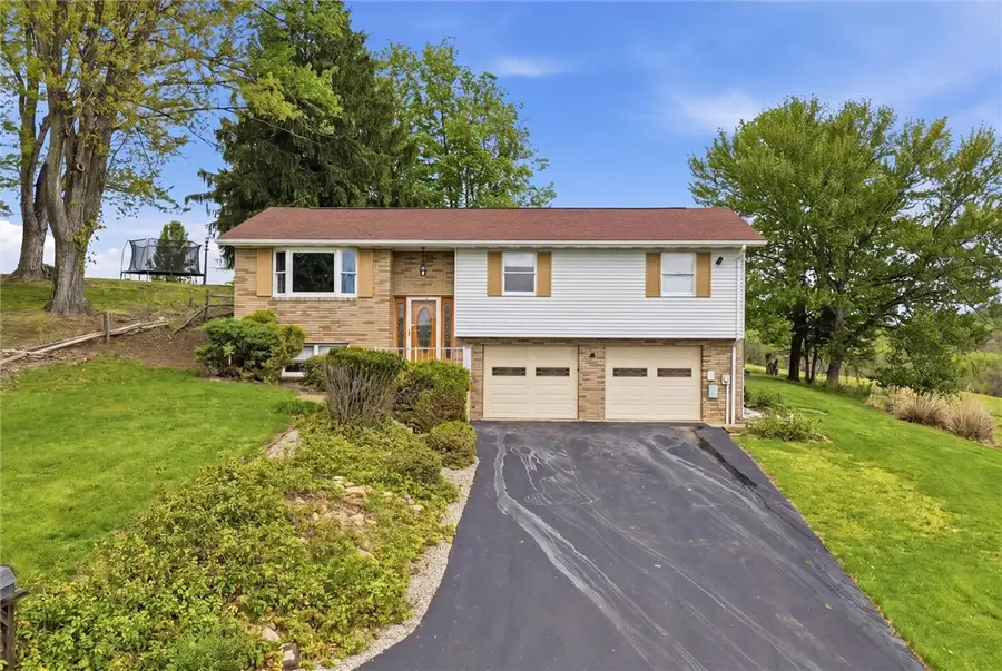 129 Ray Dr, Rostraver Township, PA 15012 - #2
