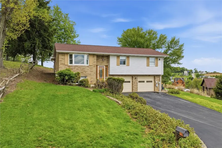 129 Ray Dr, Rostraver Township, PA 15012 - #3