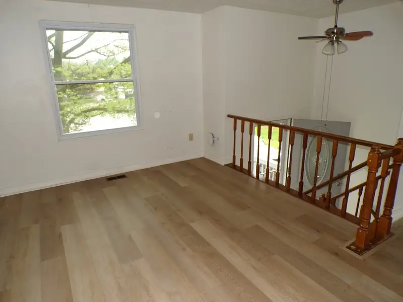 309 Larkwood Ct, Cranberry, PA 16066 - #2