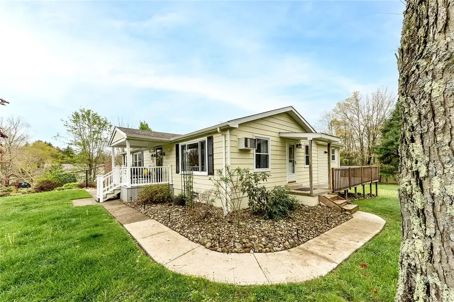 21 Patterson School Rd, Grove City, PA 16127 - #3
