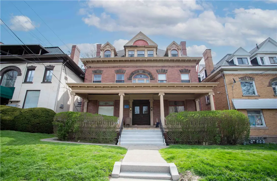 425 S Aiken Ave, Pittsburgh, PA 15232 - #1