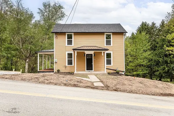587 Upper Middletown Road, Smock, PA 15480