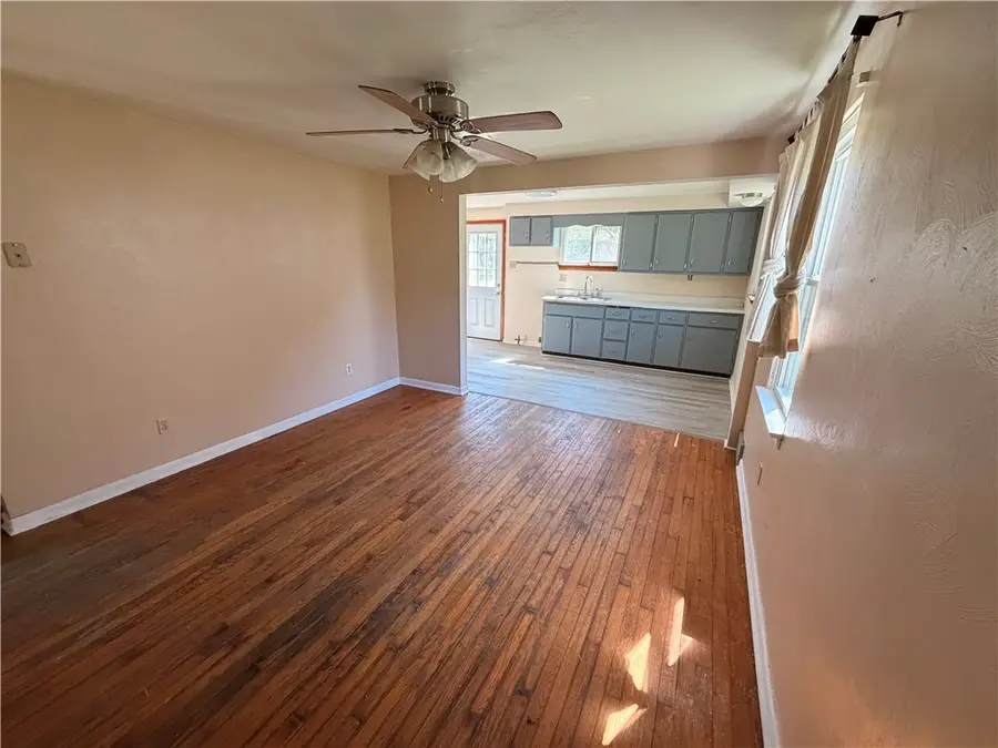 142 Community Park Rd, Freeport, PA 16229 - #3