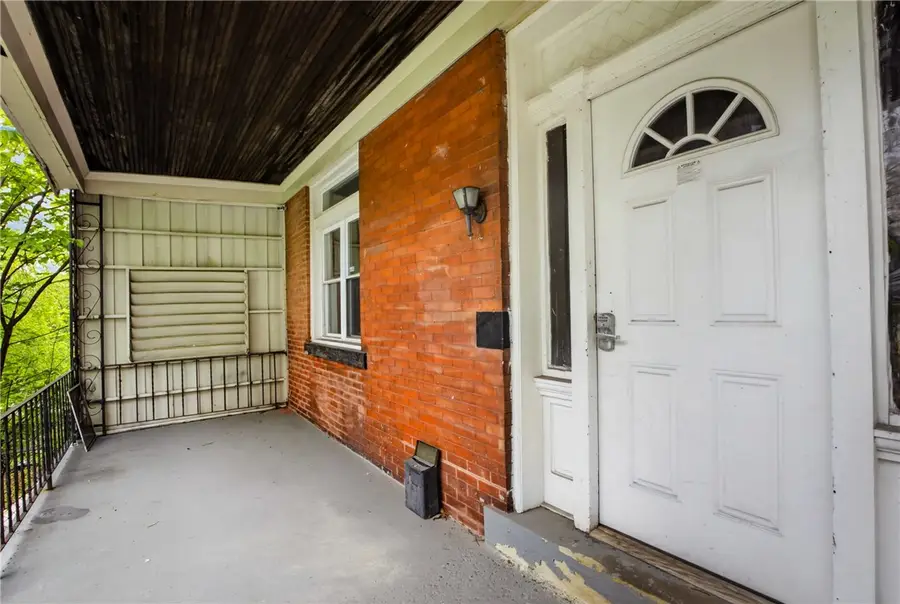 5404 Black St, Pittsburgh, PA 15206 - #2