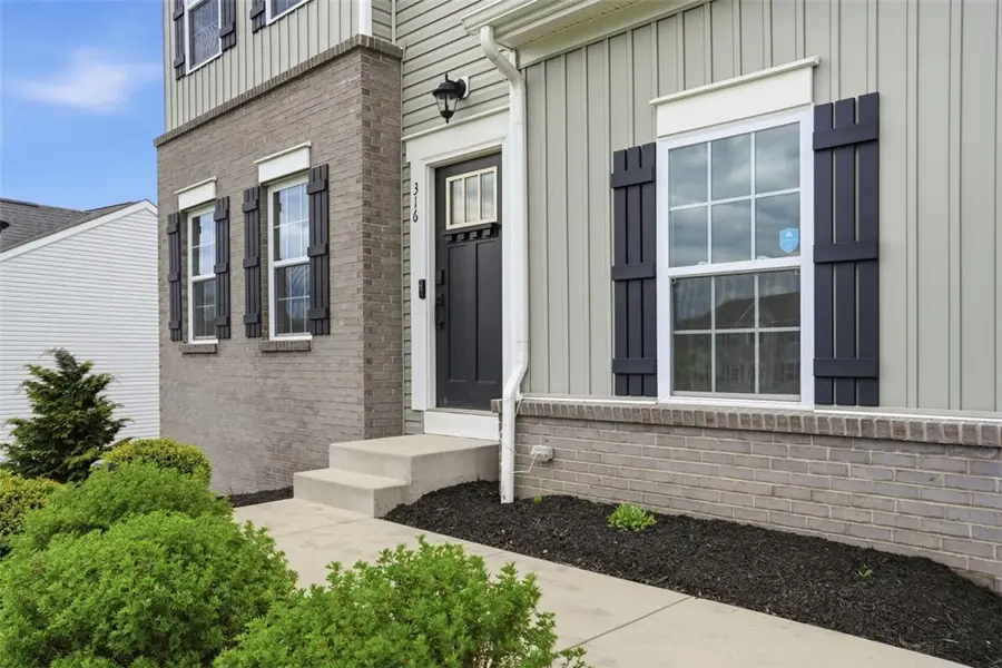 316 Cool Spring Dr, Evans City, PA 16033 - #2