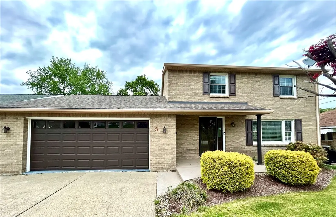 504 Maple St, Jeannette, PA 15644 - #1