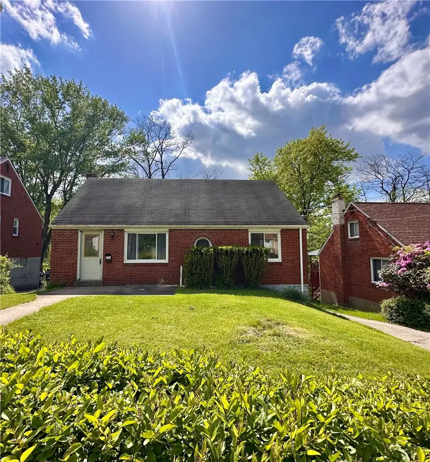 221 Dorothy Dr, Pittsburgh, PA 15235 - #1