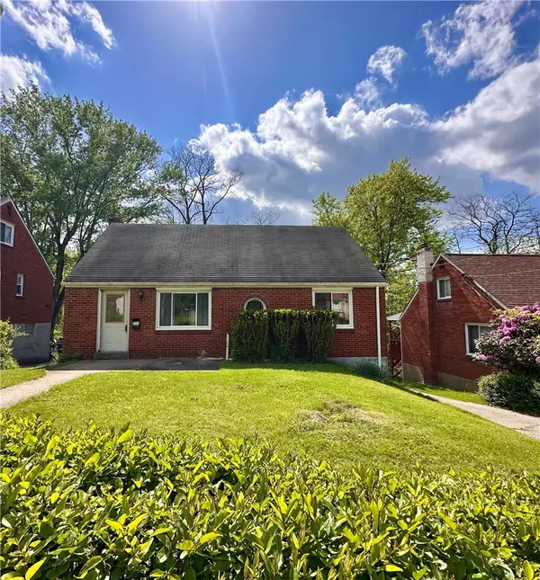 221 Dorothy Dr, Pittsburgh, PA 15235