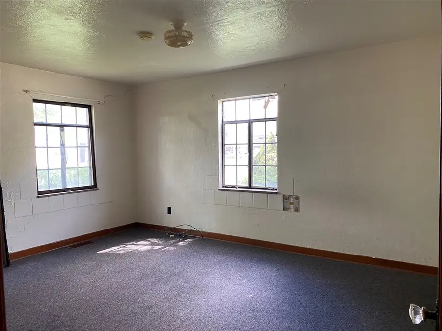 916 Russellton Rd., Cheswick, PA 15024 - #3