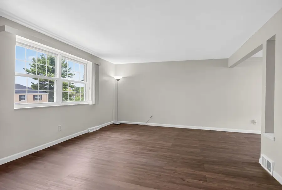 9 Chapel Drive, Pittsburgh, PA 15237 - #3
