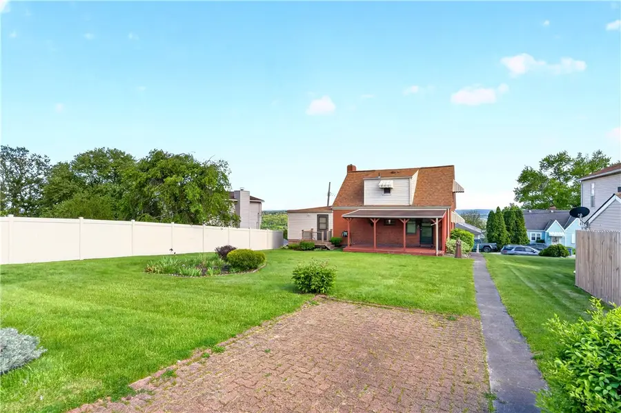 1715 Morton Ave, West Mifflin, PA 15122 - #3