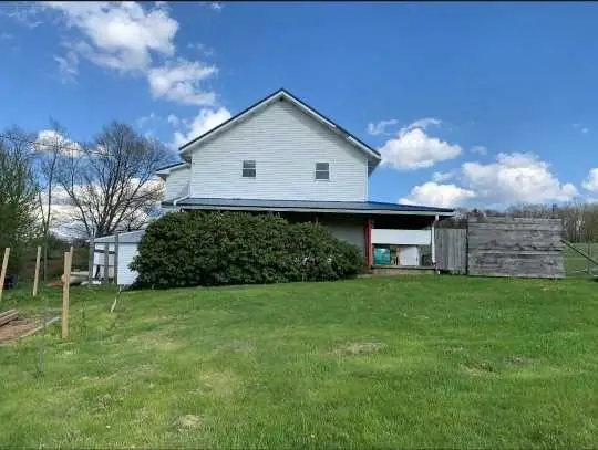 1097 Work Dr, Sigel, PA 15860