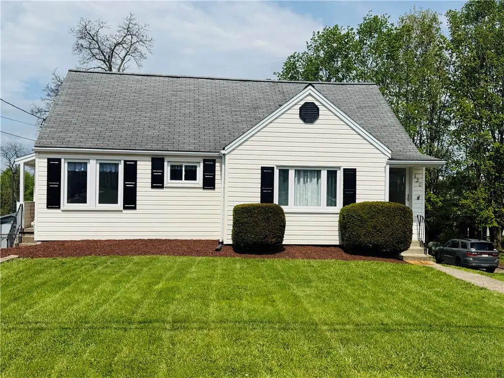 120 Arizona Dr, Lower Burrell, PA 15068 - #1
