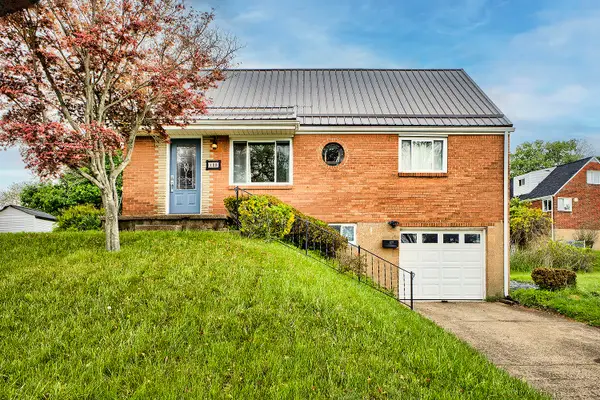 129 Ange Drive, Pittsburgh, PA 15235