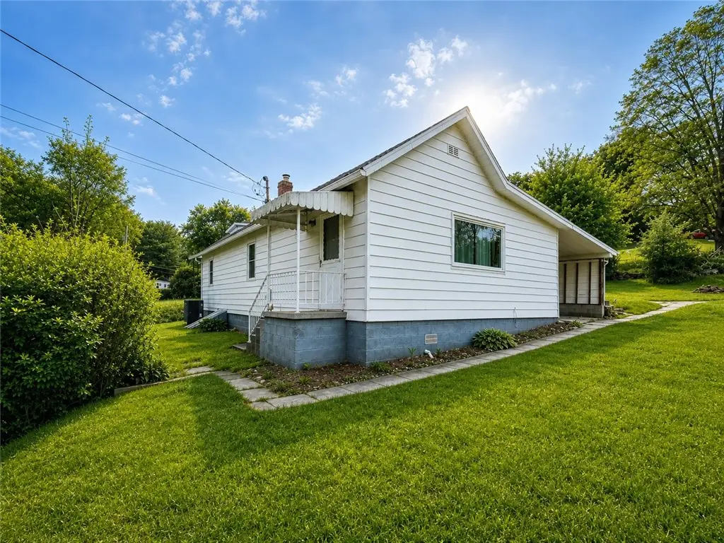395 Spring St, Yukon, PA 15698 - #1
