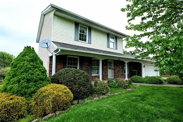 409 Todd Farm Rd, Rostraver Twp, PA 15012