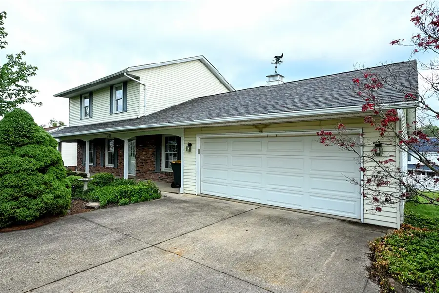 409 Todd Farm Rd, Rostraver Township, PA 15012 - #2