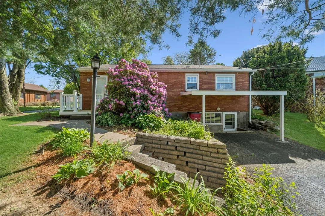 1742 Theatre Street, Latrobe, PA 15650 - #1