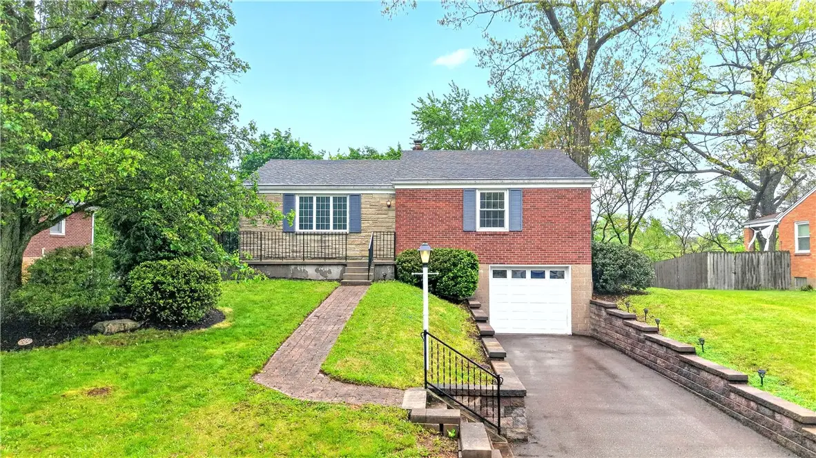 9229 Lancelot Dr, Pittsburgh, PA 15237 - #1
