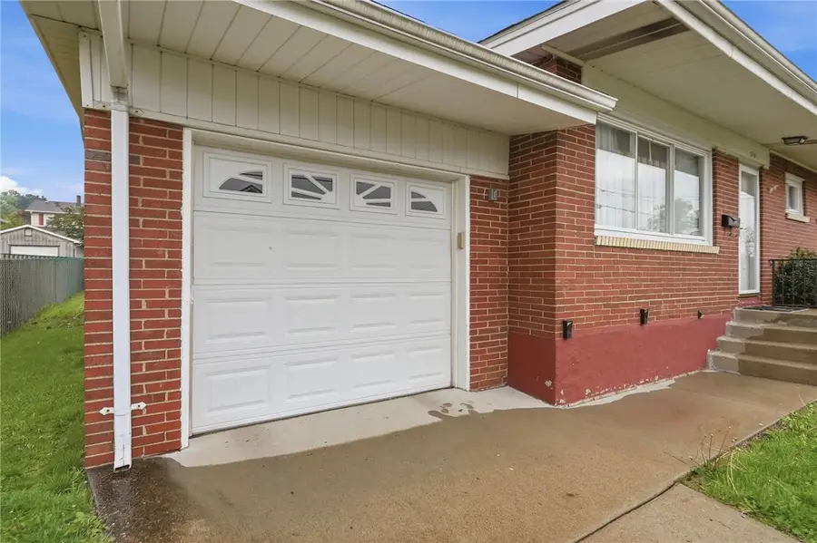 210 N 16th Ave, New Brighton, PA 15066 - #2