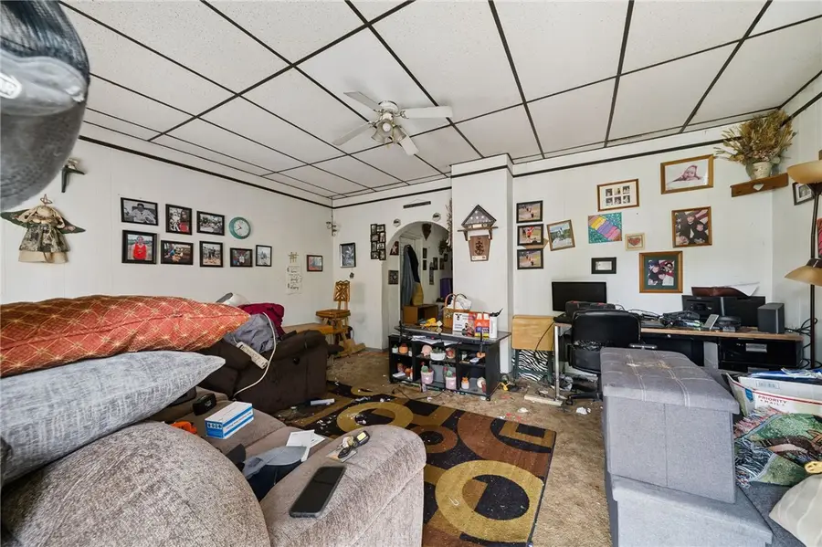24 Miller St, Latrobe, PA 15650 - #2