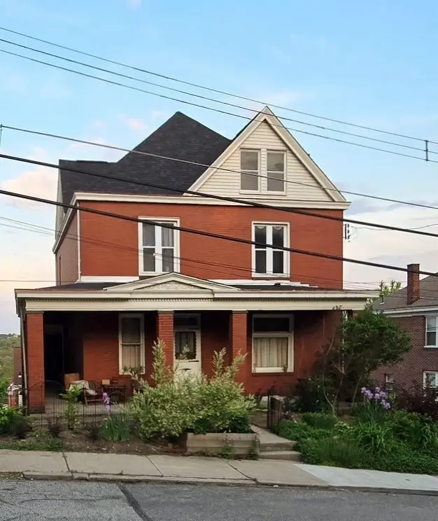 1646 Dellrose St, Pittsburgh, PA 15210 - #1