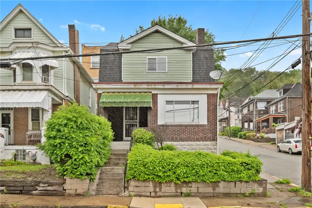 2419 Woodstock Ave, Pittsburgh, PA 15218 - #1