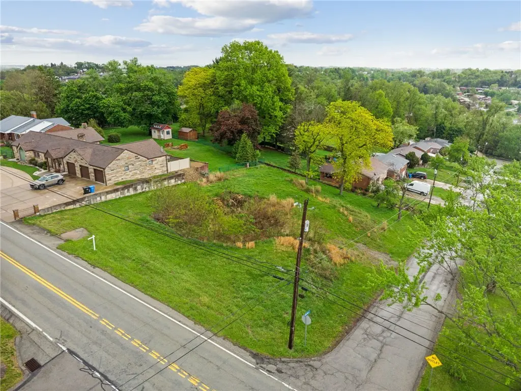361 Carpenter Ln, Irwin, PA 15642 - #1