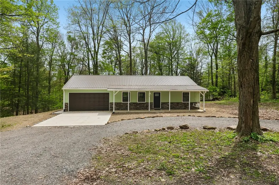 114 Wood St, New Castle, PA 16102 - #2