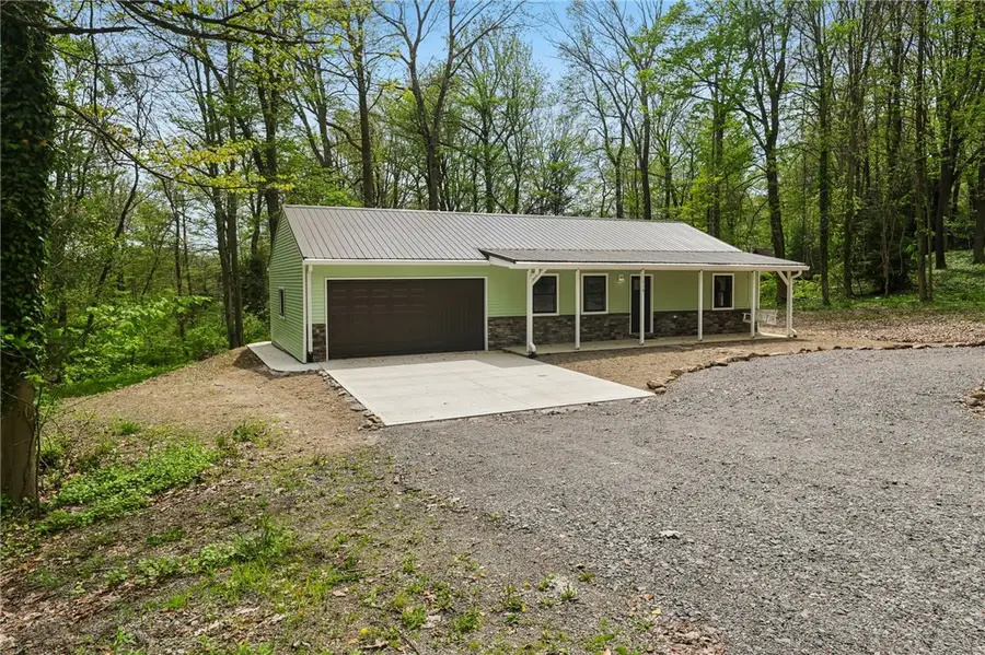 114 Wood St, New Castle, PA 16102 - #3