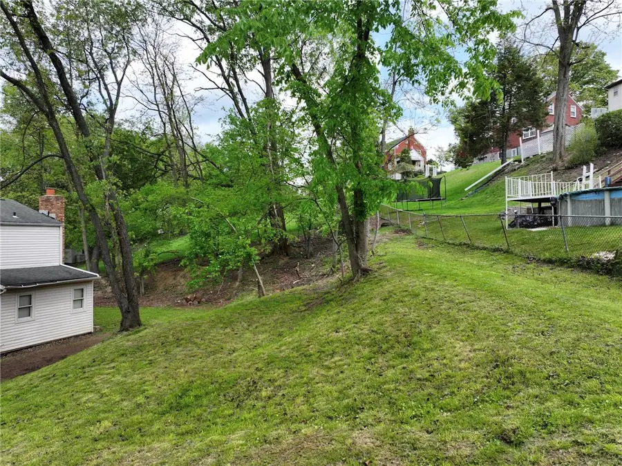1362 Groveton St, Pittsburgh, PA 15234 - #3