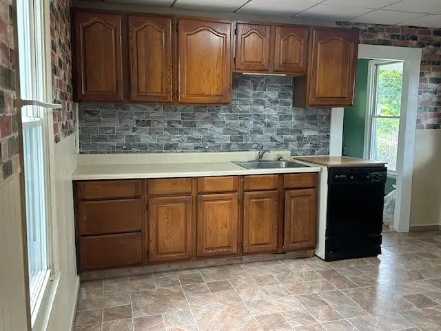 400 Morton Avenue, Butler, PA 16001 - #3