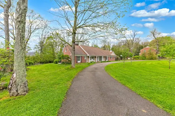 124 Hermitage Cir, Ligonier, PA 15658