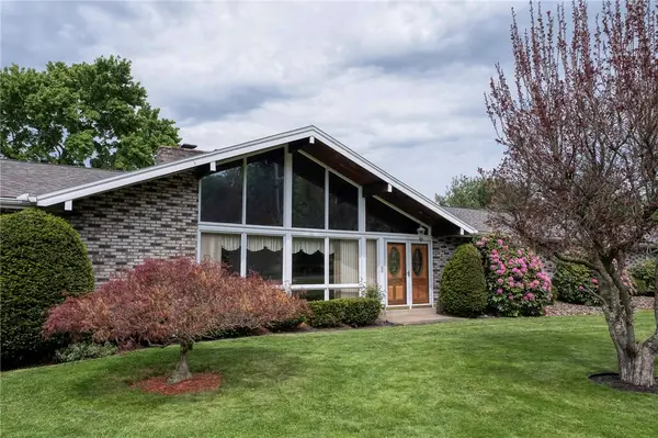 145 Oakhill, Aliquippa, PA 15001