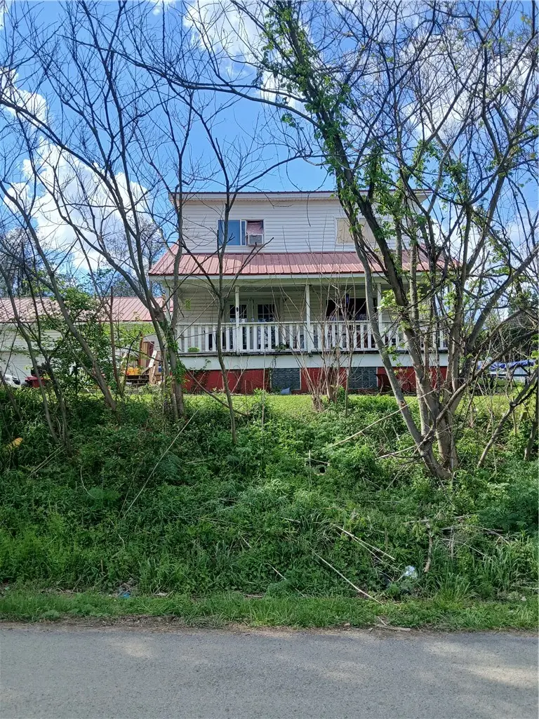 75 Calhoun Rd, Elizabeth, PA 15037 - #1